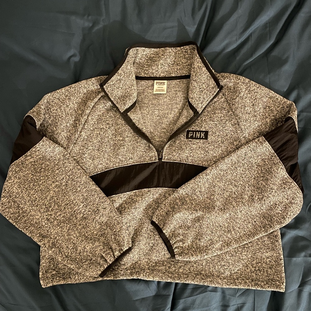 Cropped sweatshirt
